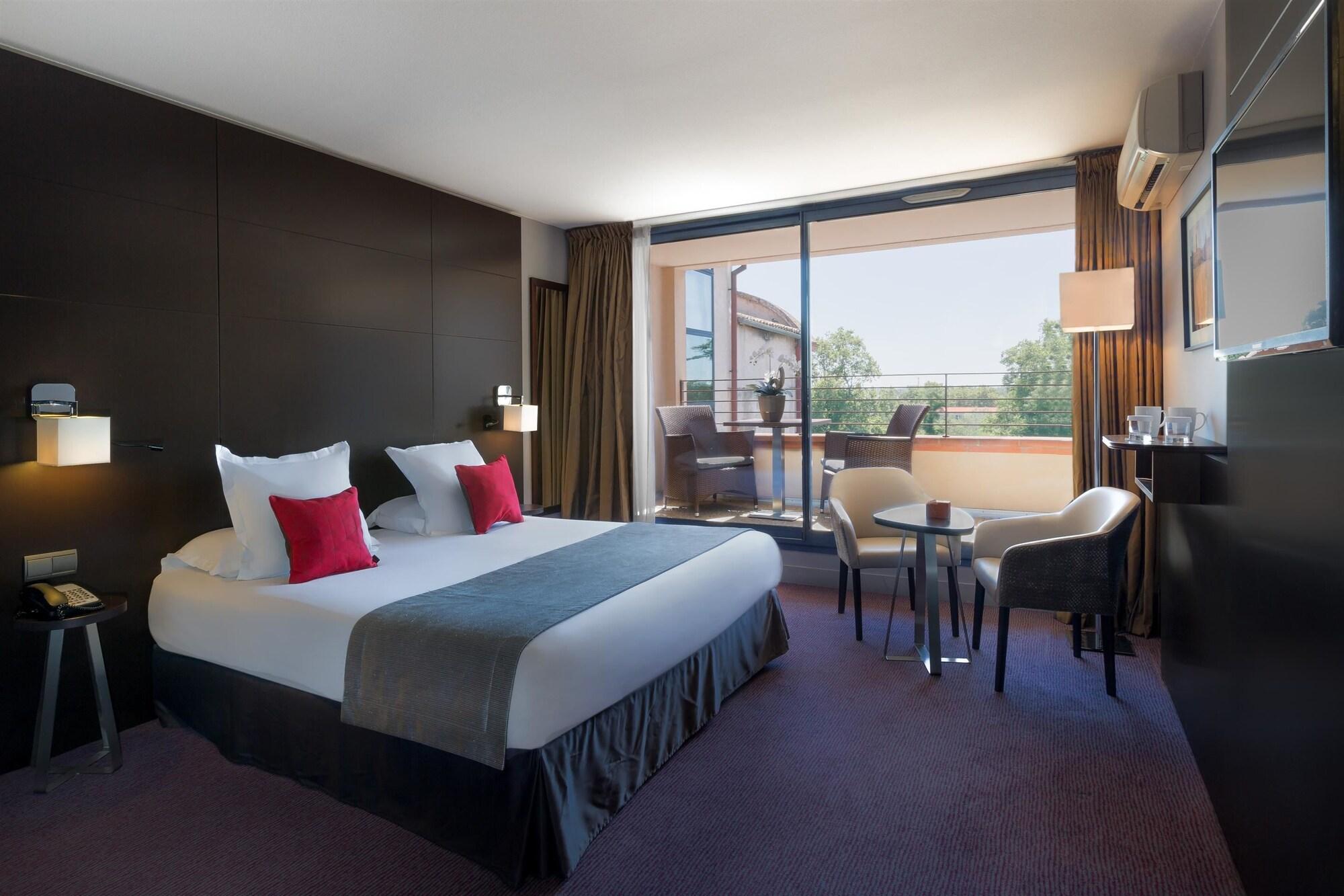Abbaye Des Capucins Spa & Resort Montauban Exterior photo
