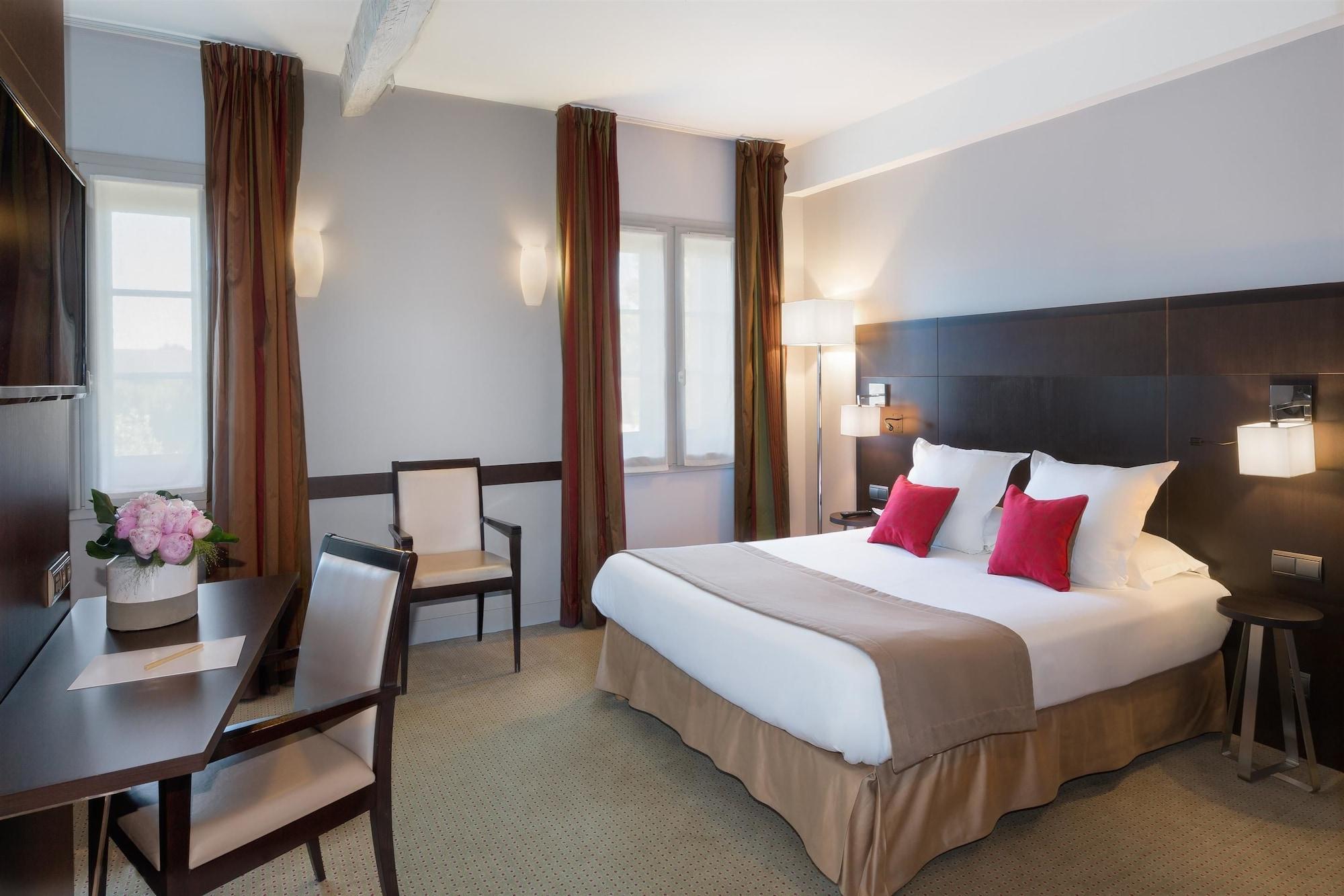 Abbaye Des Capucins Spa & Resort Montauban Exterior photo
